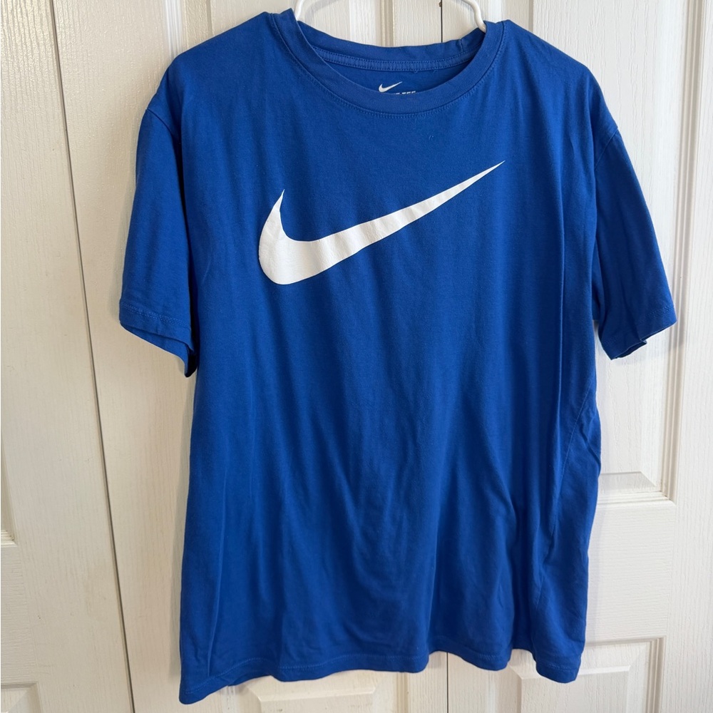 Nike Men's Royal Blue Swoosh Cotton T-Shirt